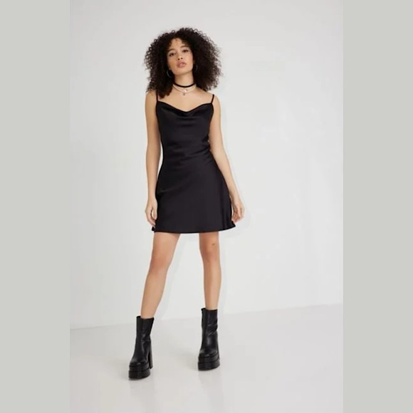 GARAGE Addison Fit and Flare Black Mini Dress - Picture 1 of 5